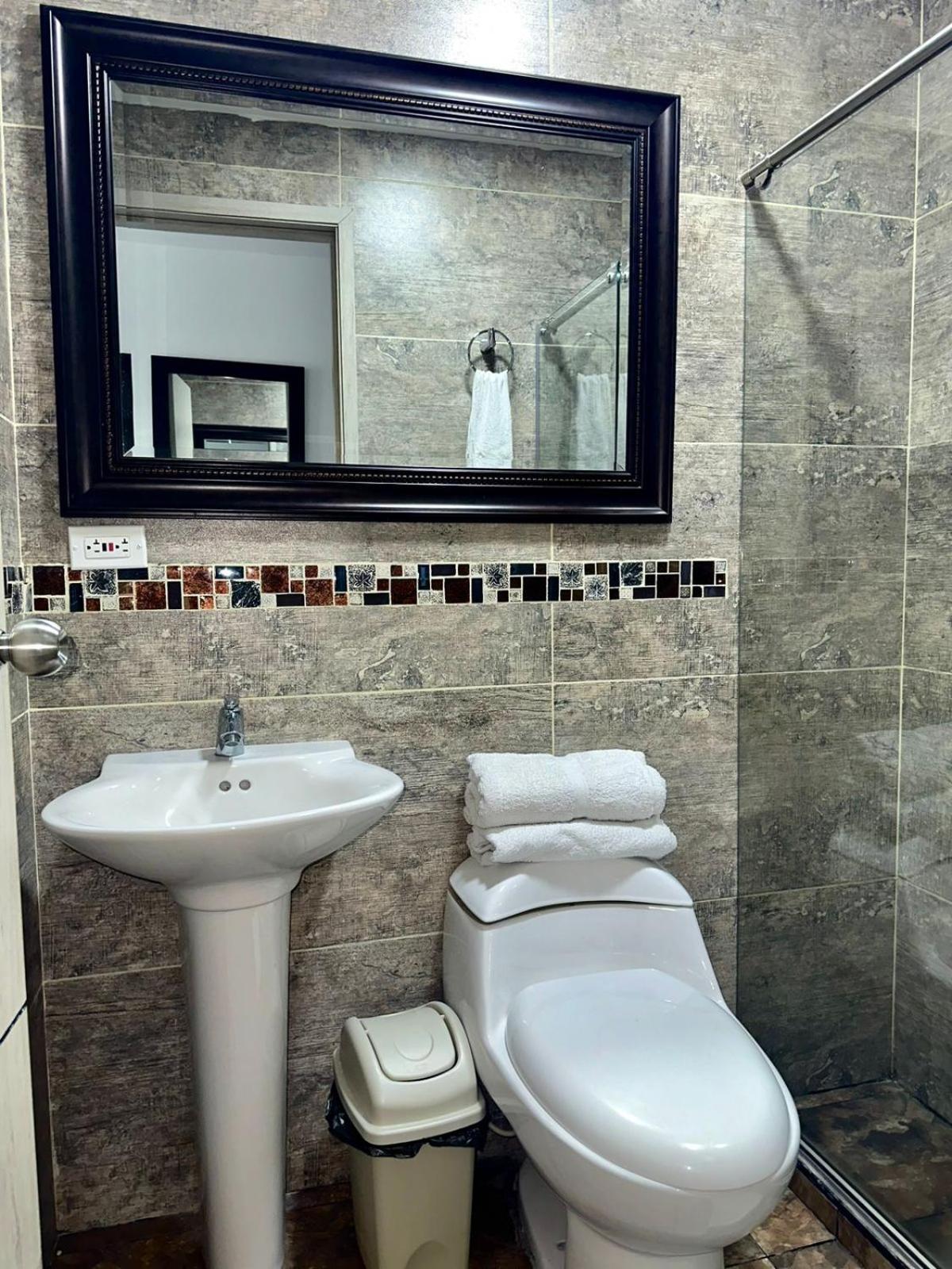 Hotel Los Maderos Cali Εξωτερικό φωτογραφία